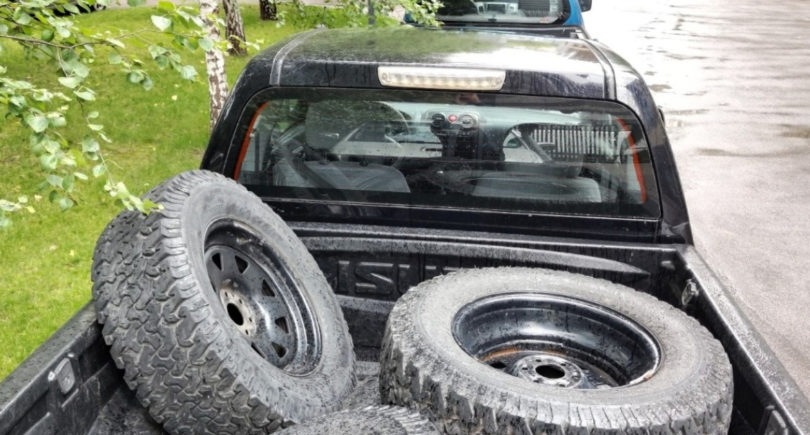 Photo – Metinvest has provided 122 cars for the AFU’s needs since the beginning of the war