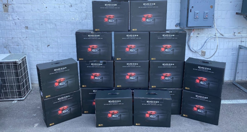 Photo – Metinvest handed over 300 drones for 50 million hryvnias to the defenders of Ukraine