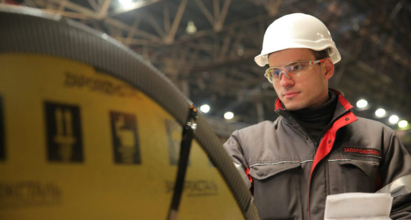 Фото – Металлургия Украины страдает от блокады портов и нехватки работников – WP