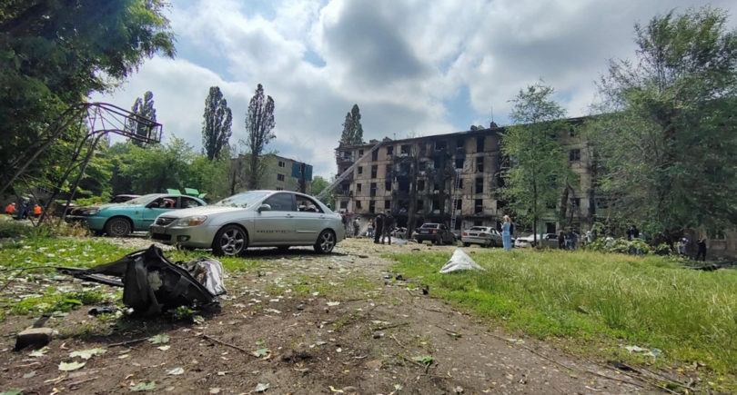 Фото – «Метинвест» поможет криворожским сотрудникам восстановить жилье после ракетных ударов